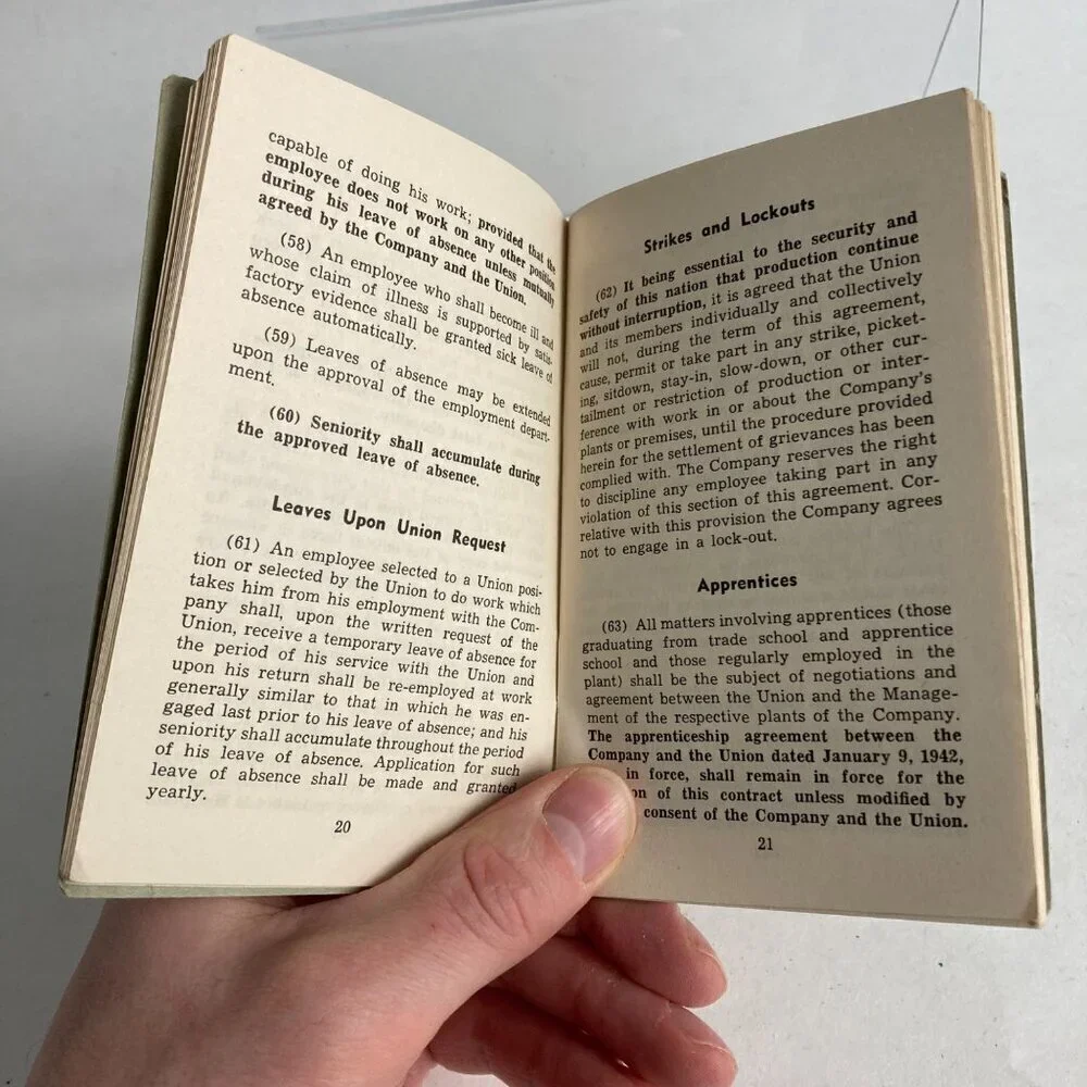 RARE 1942-43 Ford Motor Company Union Agreement Book Vintage UAW Contract WWII
